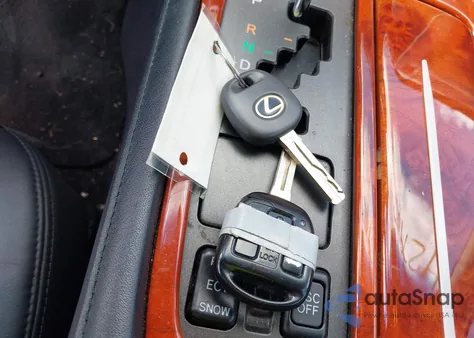 2002 Lexus Sc 430 from USA, damaged, VIN JTHFN48Y520033641